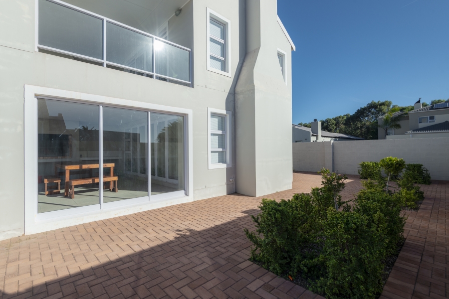 3 Bedroom Property for Sale in Country Club Western Cape